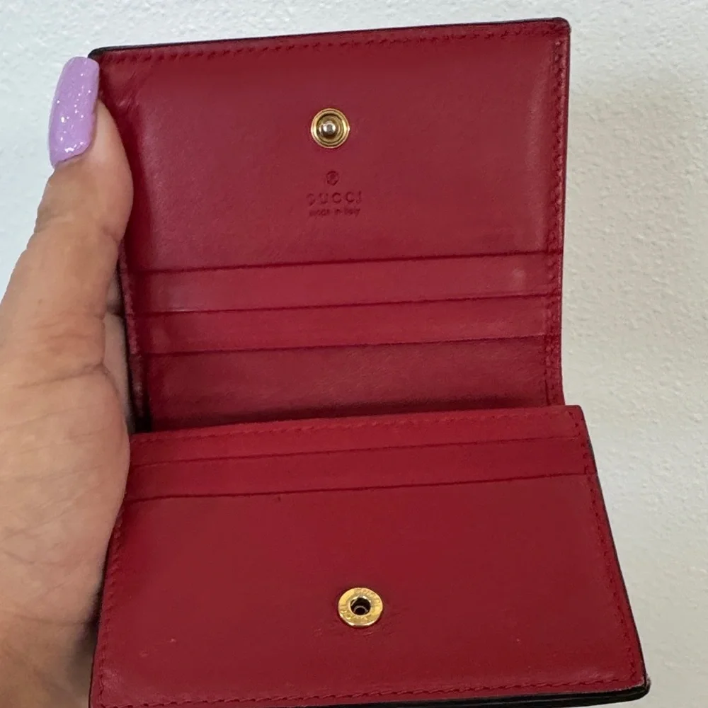 Gucci GG Supreme Cherry🍒 Wallet 476050.1147 • Crystal Cherry Motif Discontinued